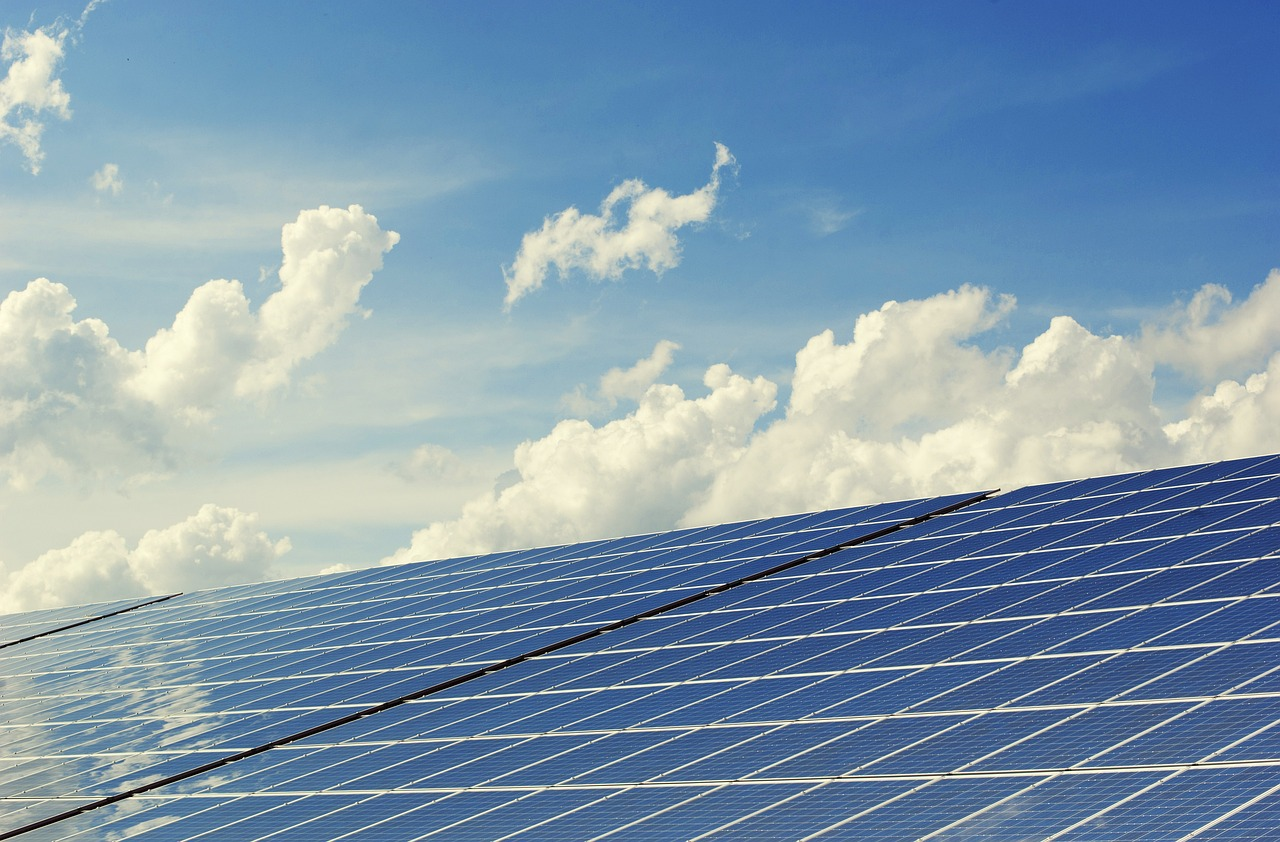 China’s SOLAR GREAT WALL Makes Them More Competitive